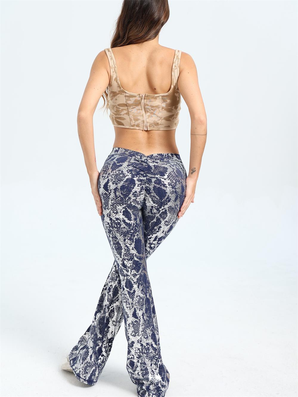 booty-enhancing gym leggings for women